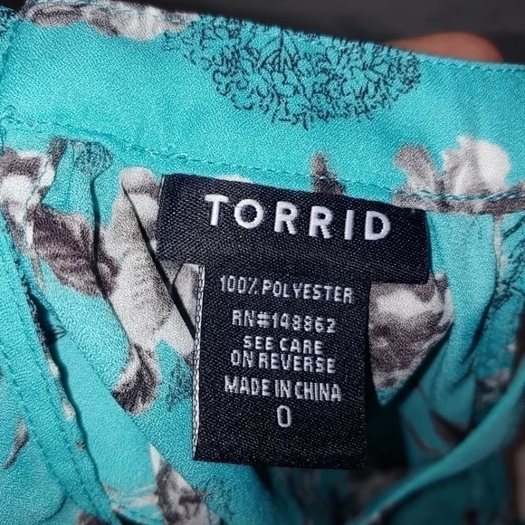 Torrid floral top - Picture 7 of 7